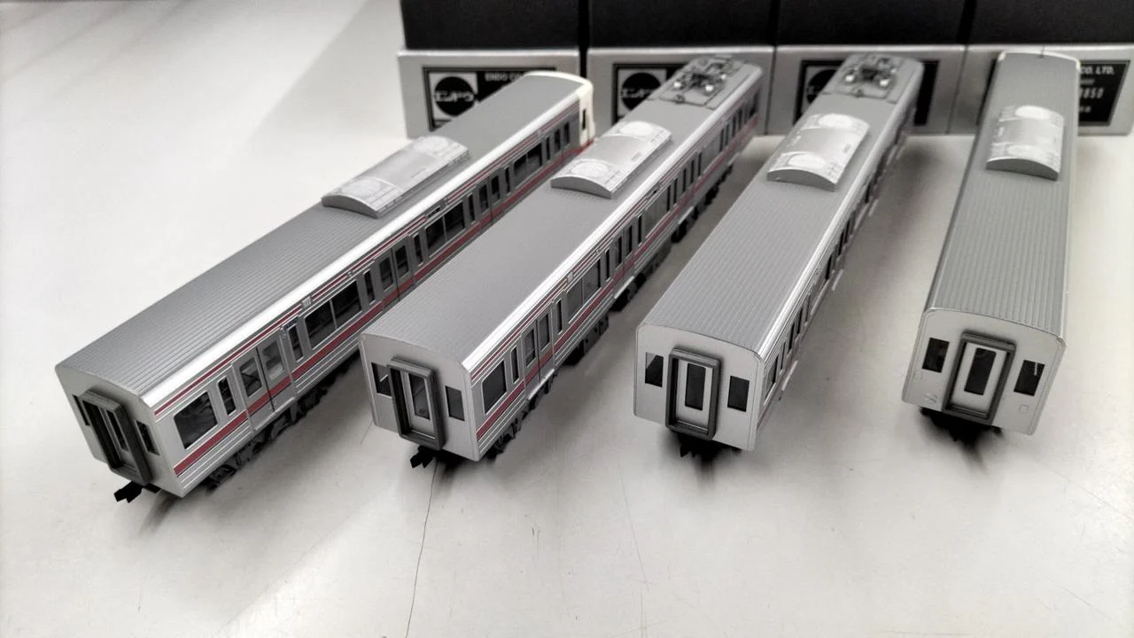 Pea HO Keio 8000 Series 4 cars - Image 10