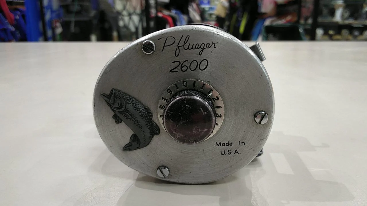 PFLUEGER Old Reel 2600