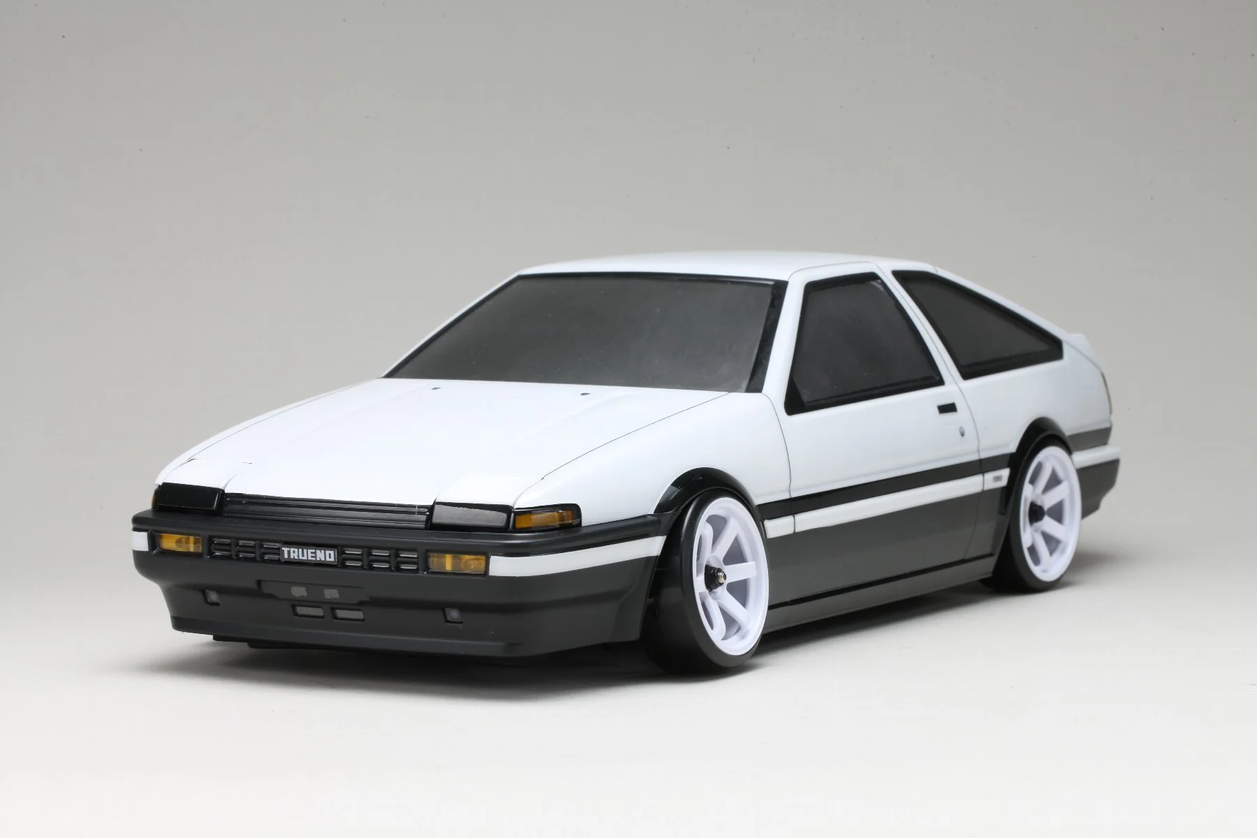 Yokomo SD-AE86T3B Toyota Sprinter (AE86) Trueno 3-Door Body Set