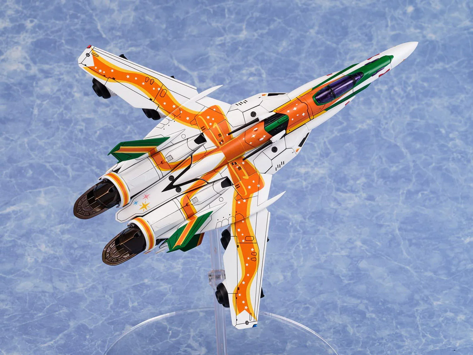 Aoshima V.F.G. Macross Frontier VF-25F Messiah Ranka Le - Image 7
