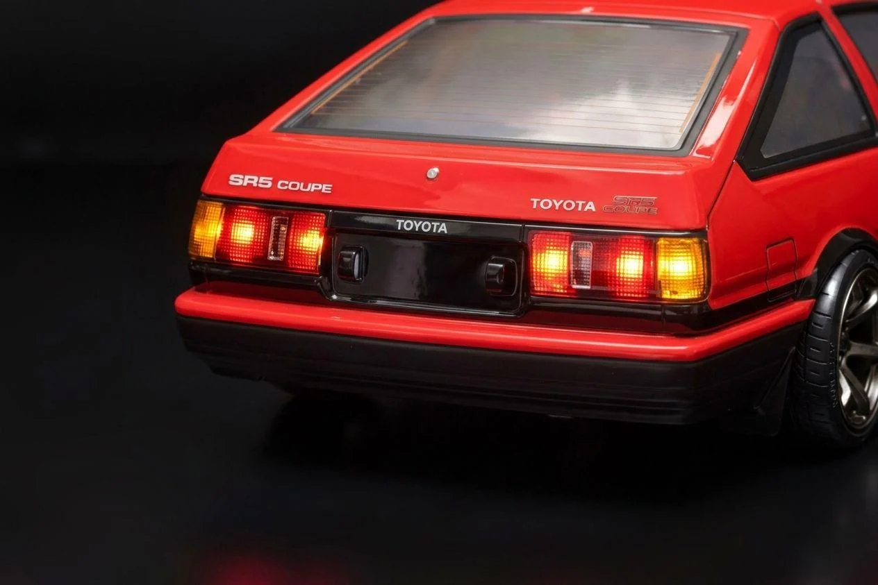 Yokomo SD-AE86L3L LED light set for Toyota Corolla Levin 3-door - Image 3