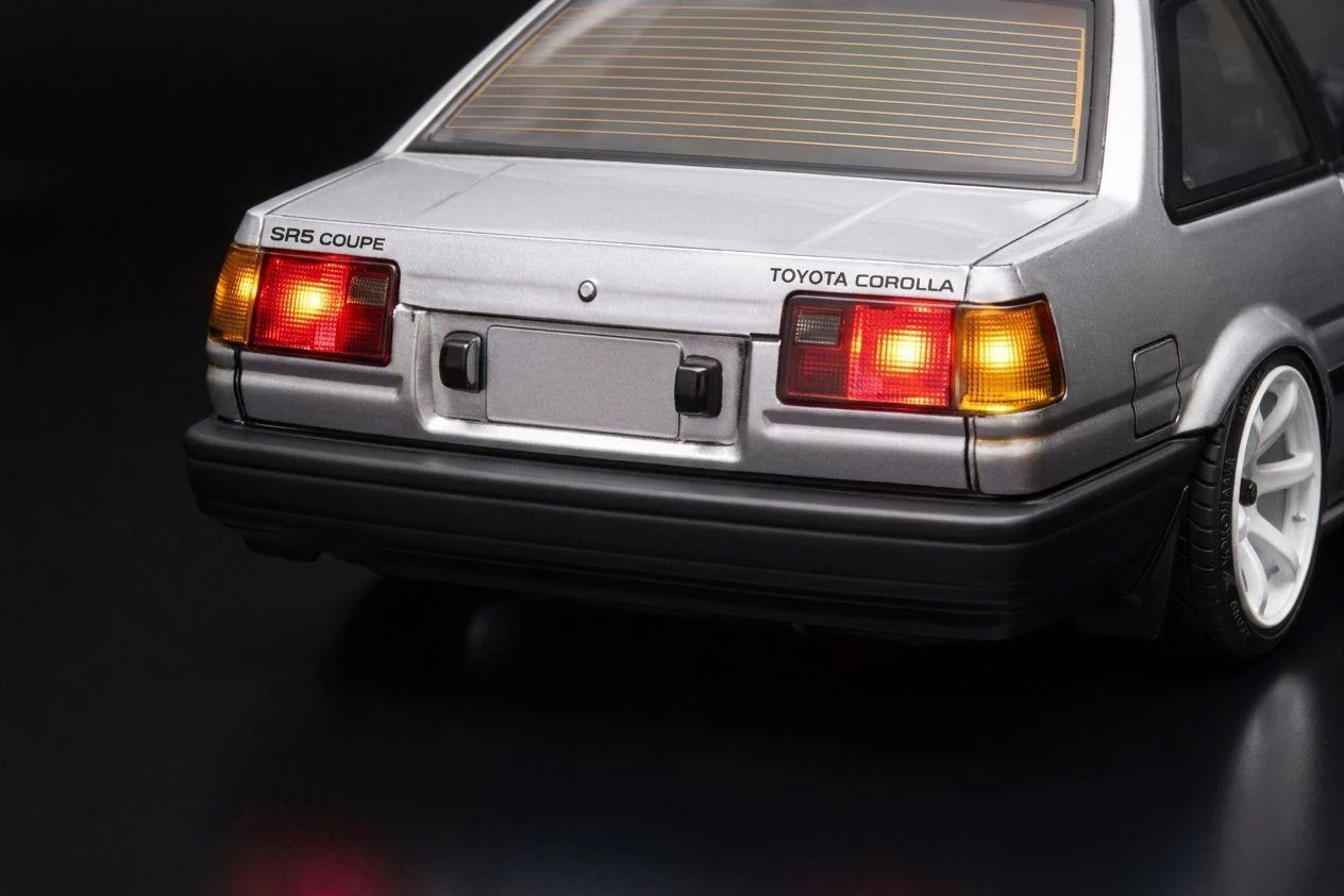 Yokomo SD-AE86T2L LED light set for Toyota Sprinter Trueno 2-door - Image 3