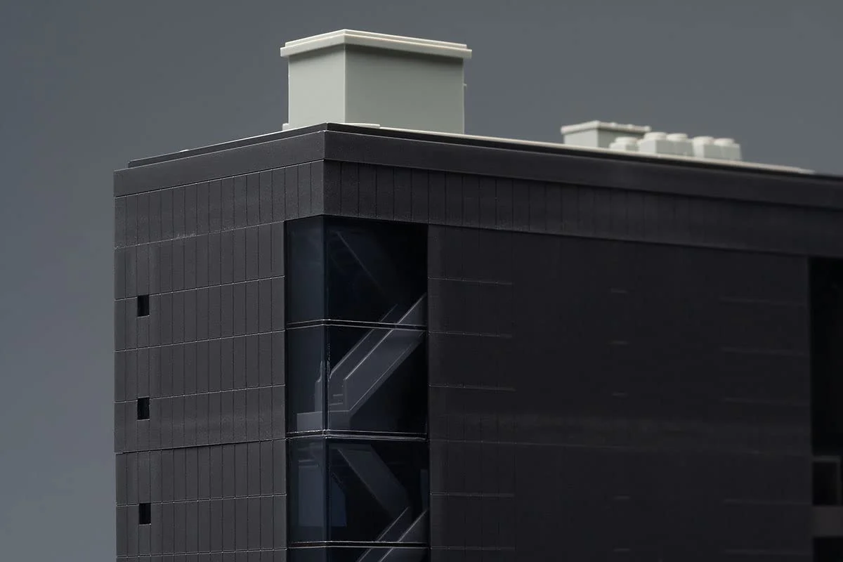 Tomix 4216 Complex Building (Round Window, 7-Stories) - Image 3