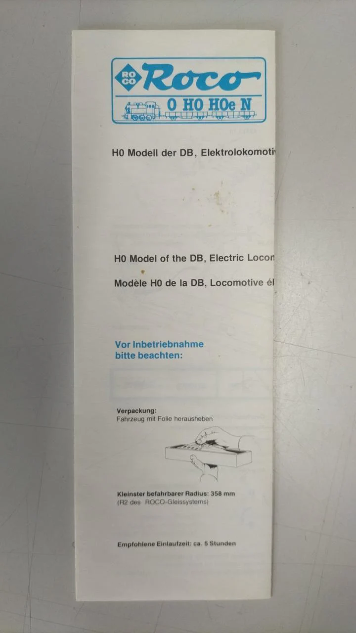 ROCO HO Gauge ELECTRIC EXPRESS TRAIN LOCOMOTIVE BR 116 - Image 10