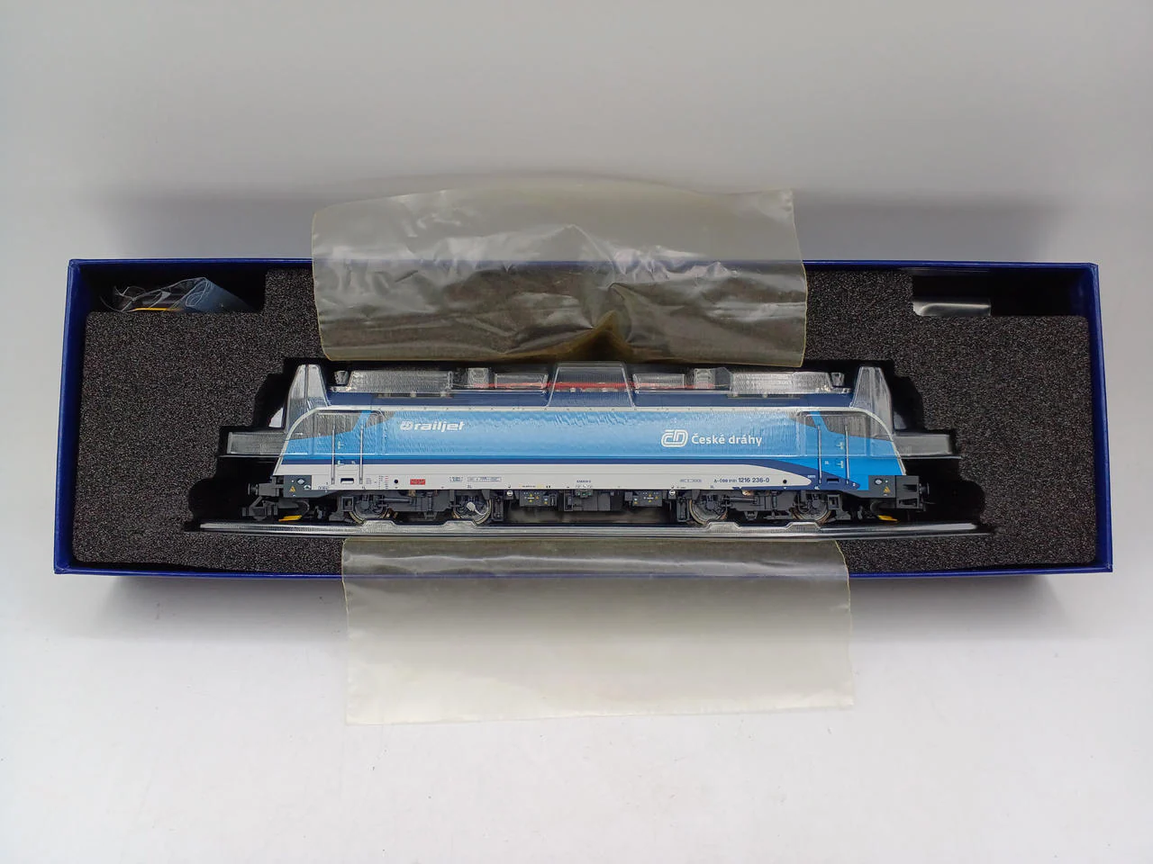 ROCO HO Gauge RAILJET 70487, 74064, 74067 - Image 4