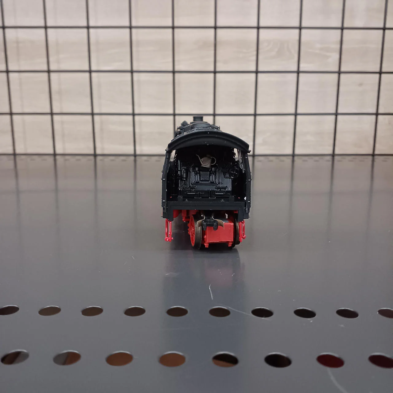 ROCO Steam Locomotive BR01 43243 - Image 9