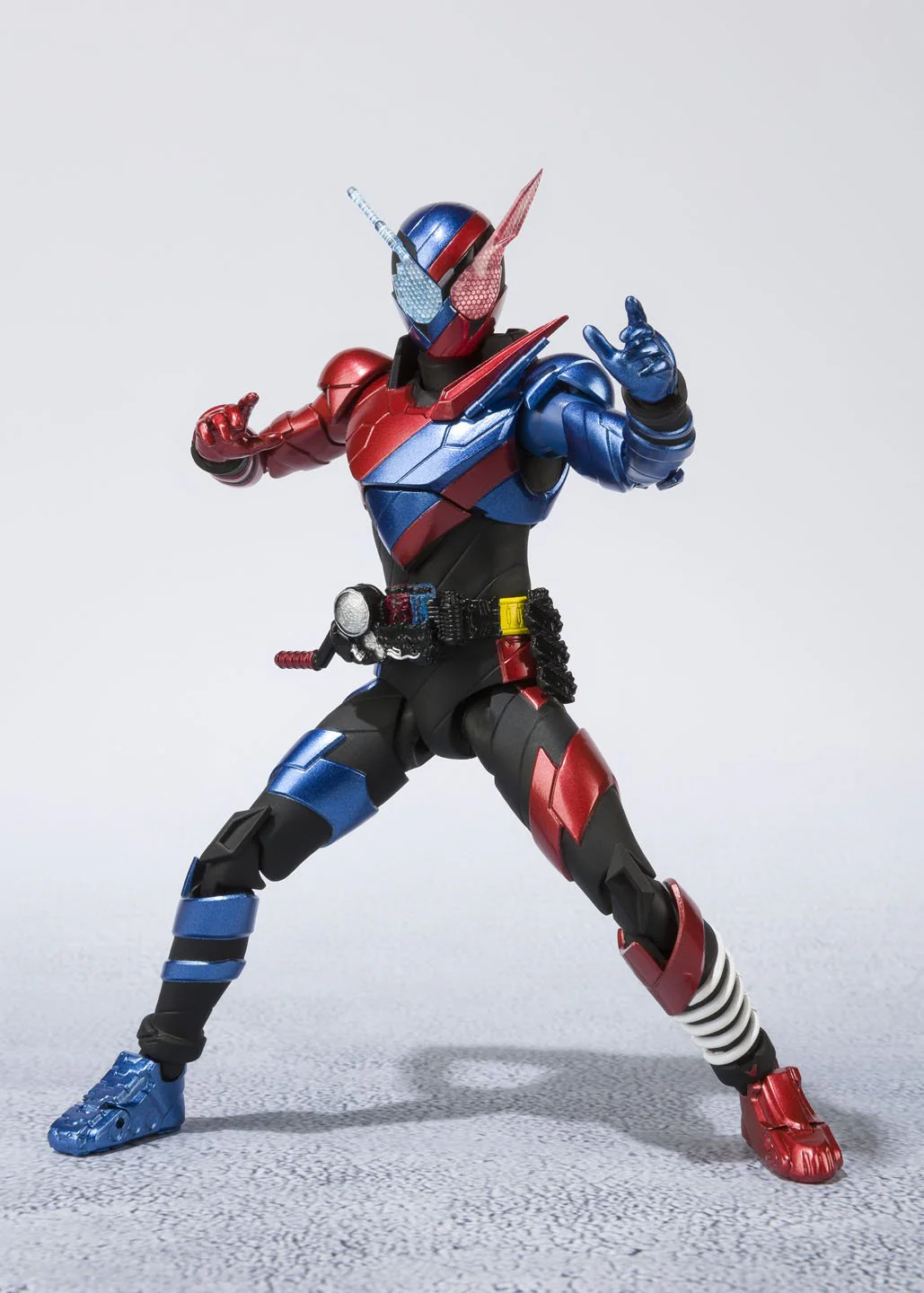S.H.フィギュアーツ 仮面ライダービルド ラビットタンクフォーム 約145mm ABS&PVC製 塗装済み可動フィギュア - Image 5