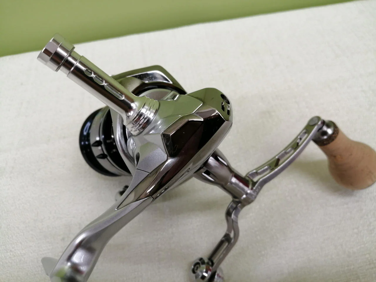 SHIMAMO Spinning Reel 19 STRADIC 2500SHG - Image 5