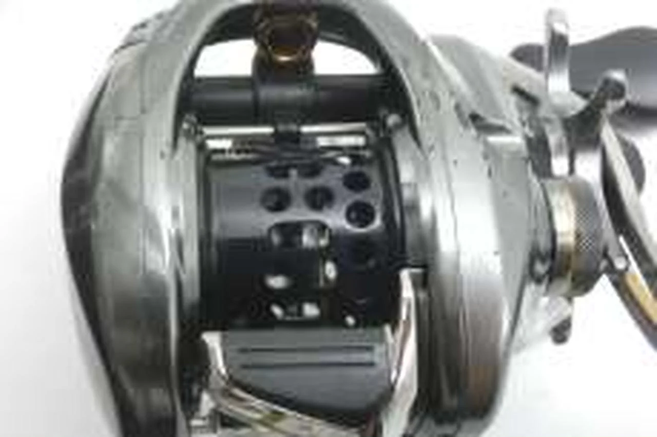 SHIMANO 16 Aldebaran BFS XG RH (03515) 16 Aldebaran BFS XG RH (03515) - Image 11