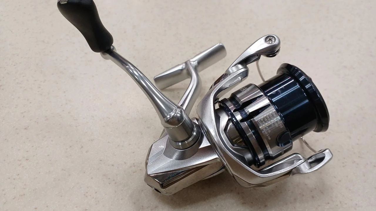 SHIMANO 19 Stradic 2500SHG-L - Image 4