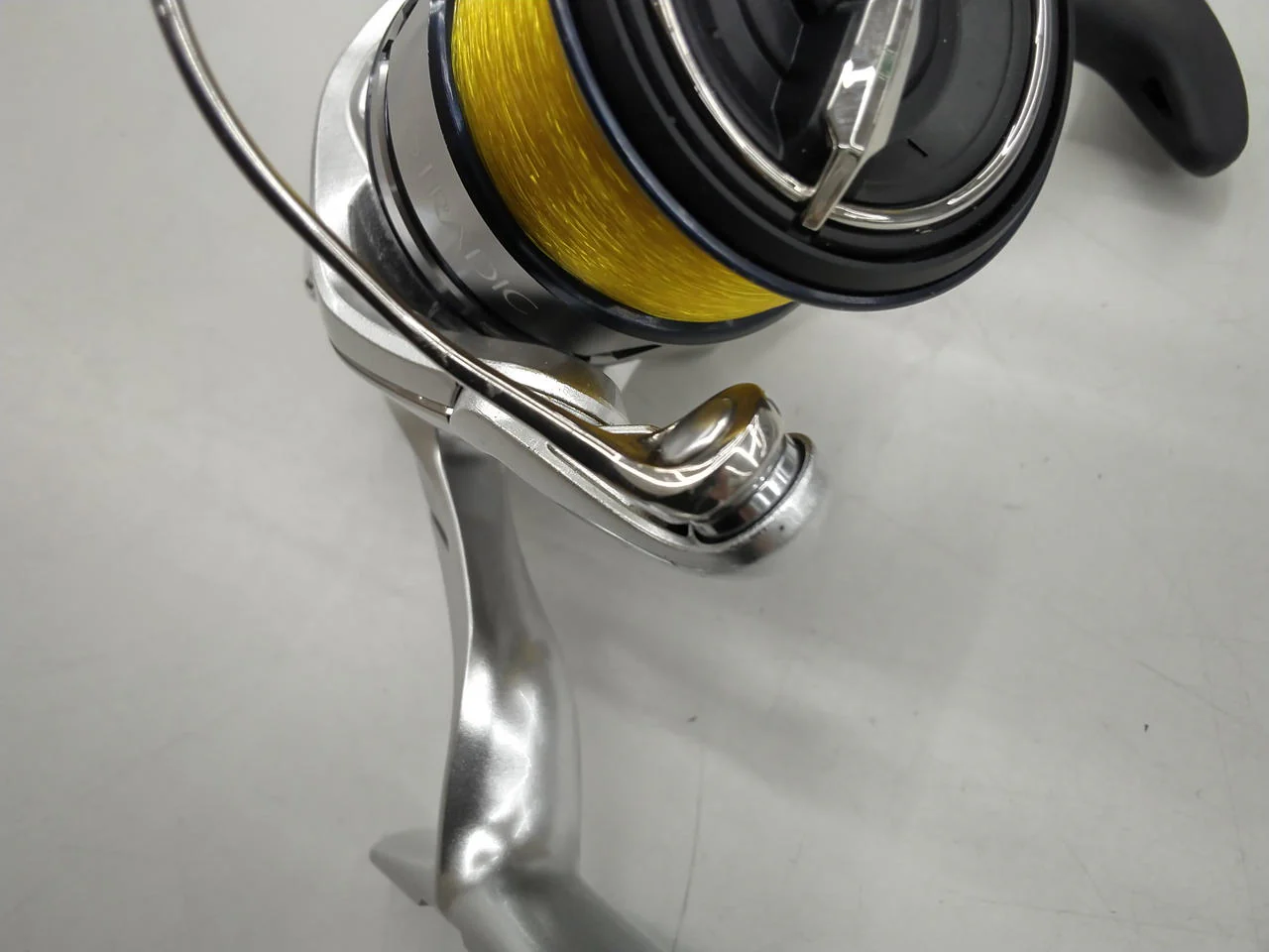 SHIMANO 19 Stradic C3000 04180 - Image 9