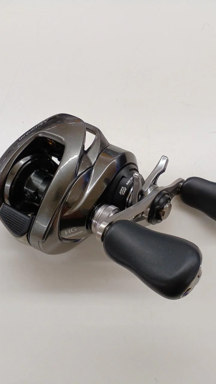 SHIMANO Bait Reel 20 Metanium HG - Image 9