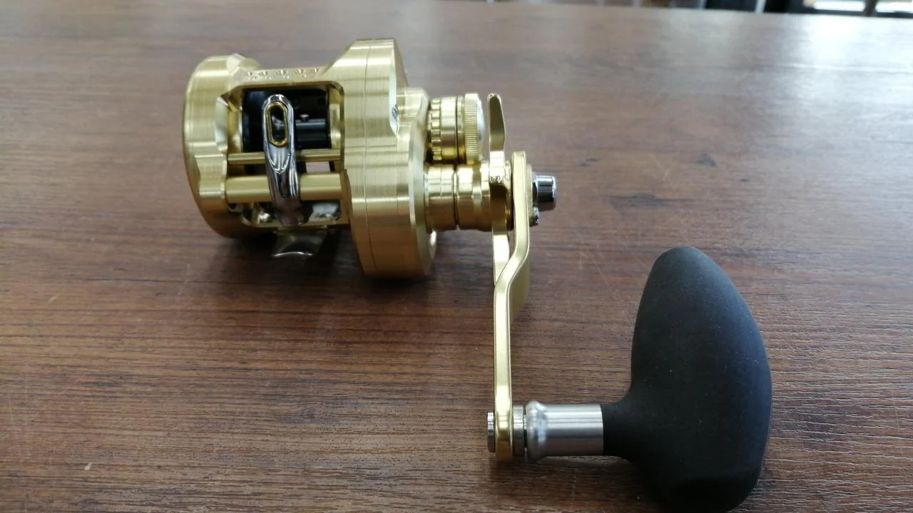SHIMANO Bait Reel 22 OCEA CONQUEST 301HG 044457
