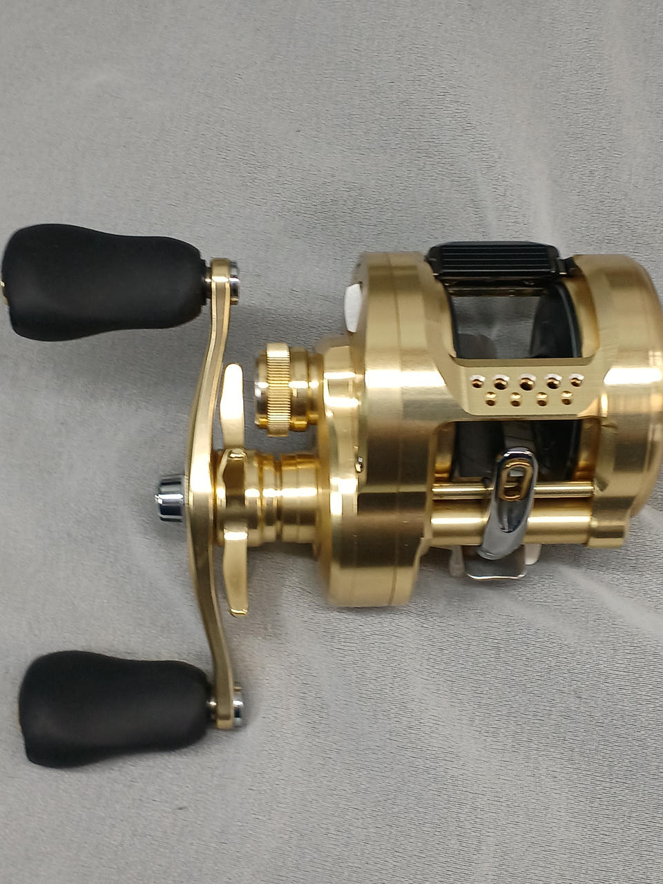 SHIMANO Bait reel CALCUTTA CONQUEST MD300XG