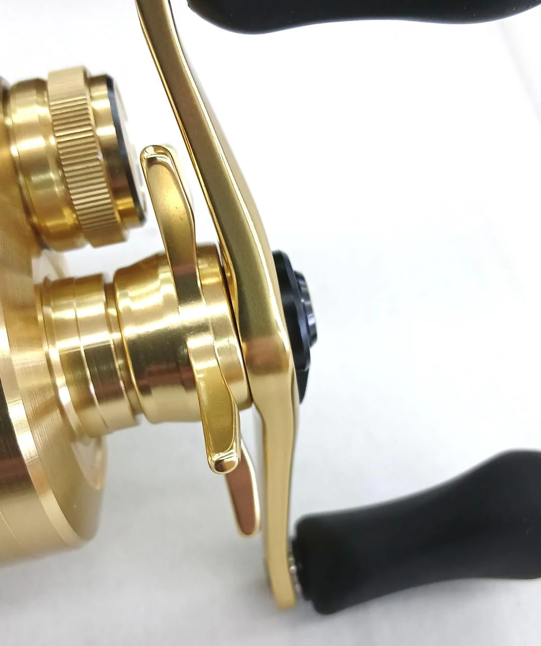 SHIMANO Baitcasting reel 04235 - Image 11