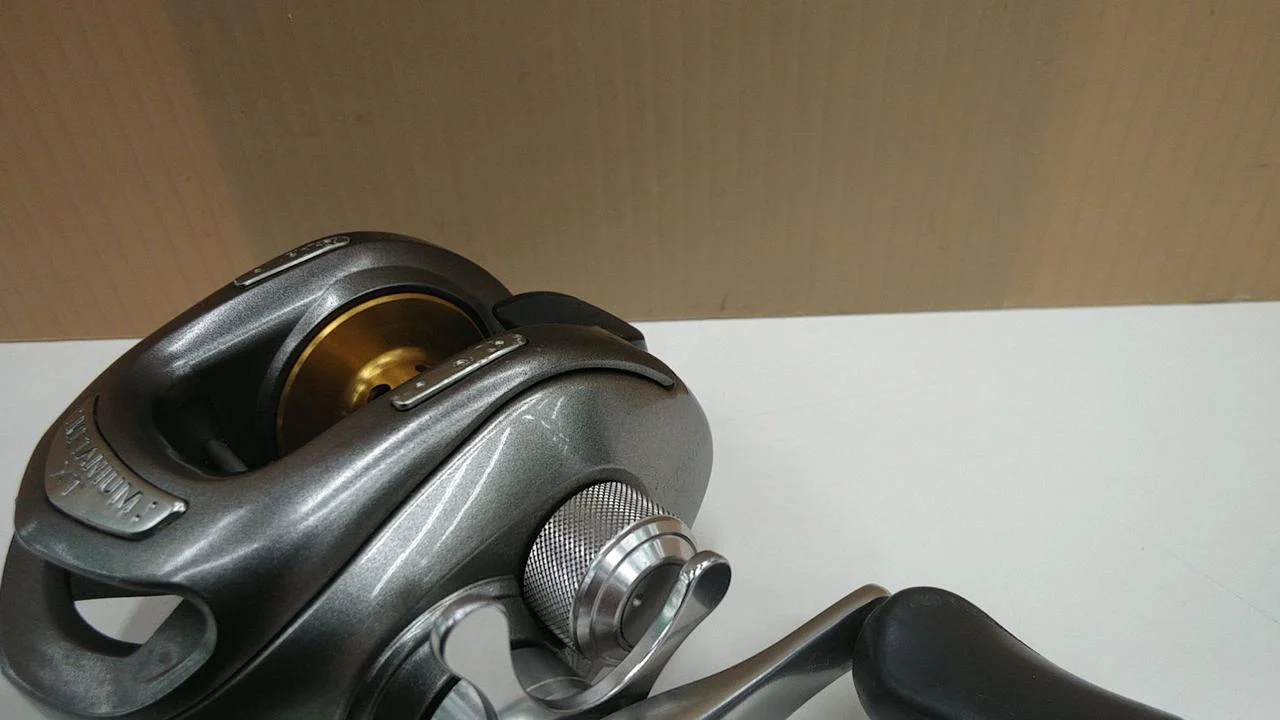 SHIMANO Baitcasting reel 05 Metanium XT - Image 3