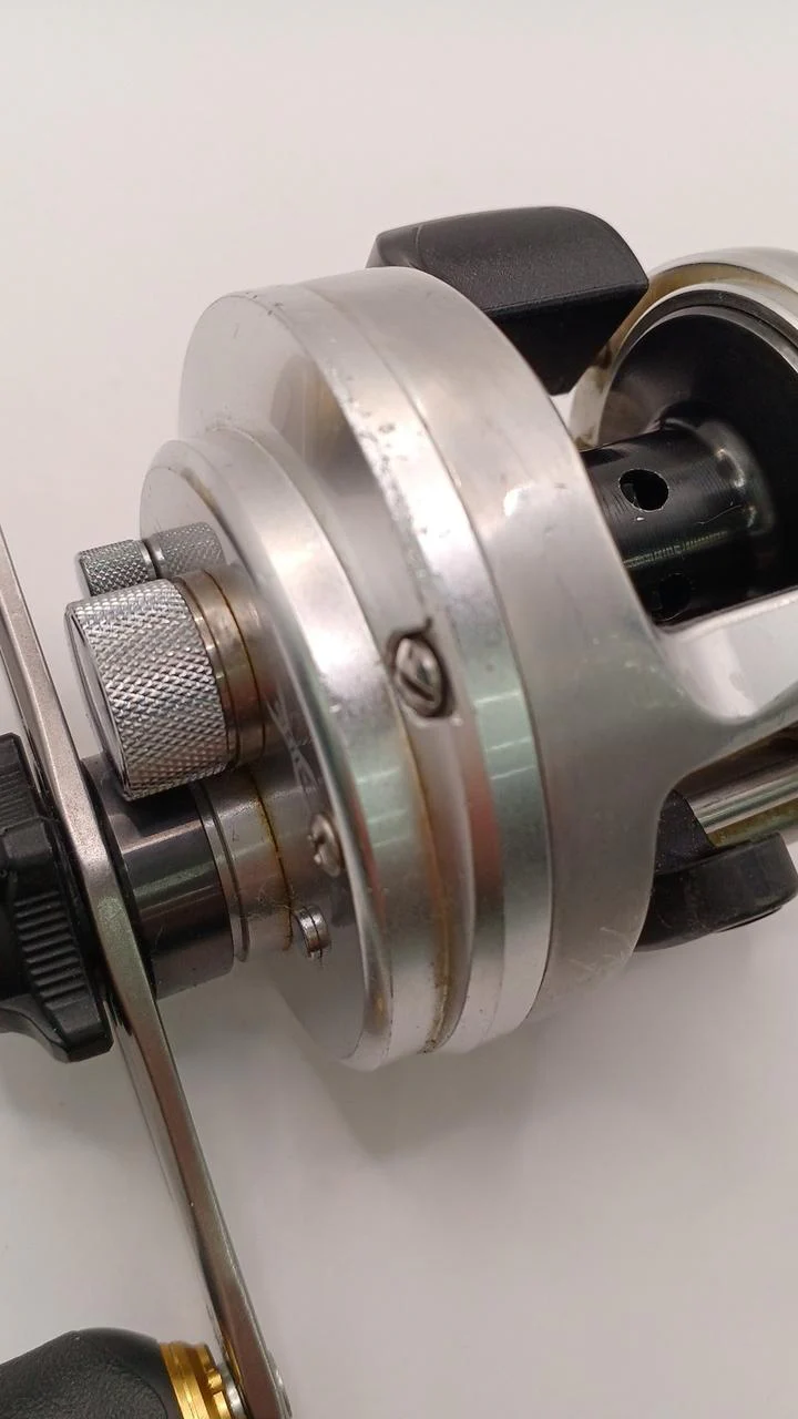 SHIMANO Baitcasting Reel 12 CALCUTTA 200 02833 - Image 11