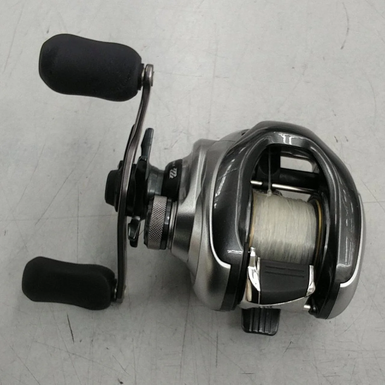 SHIMANO Baitcasting reel 13 METANIUM HG - Image 4