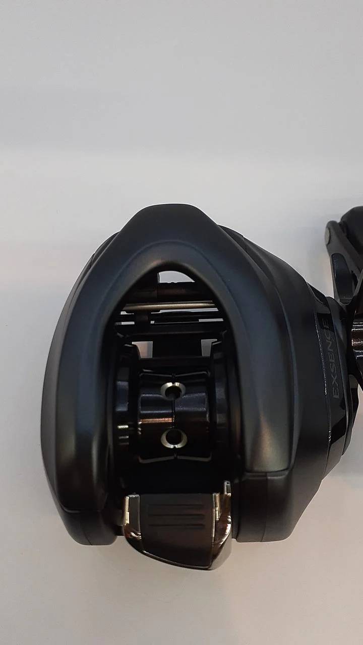 SHIMANO Baitcasting Reel 17 EXSENCE DC XG 03735 - Image 6