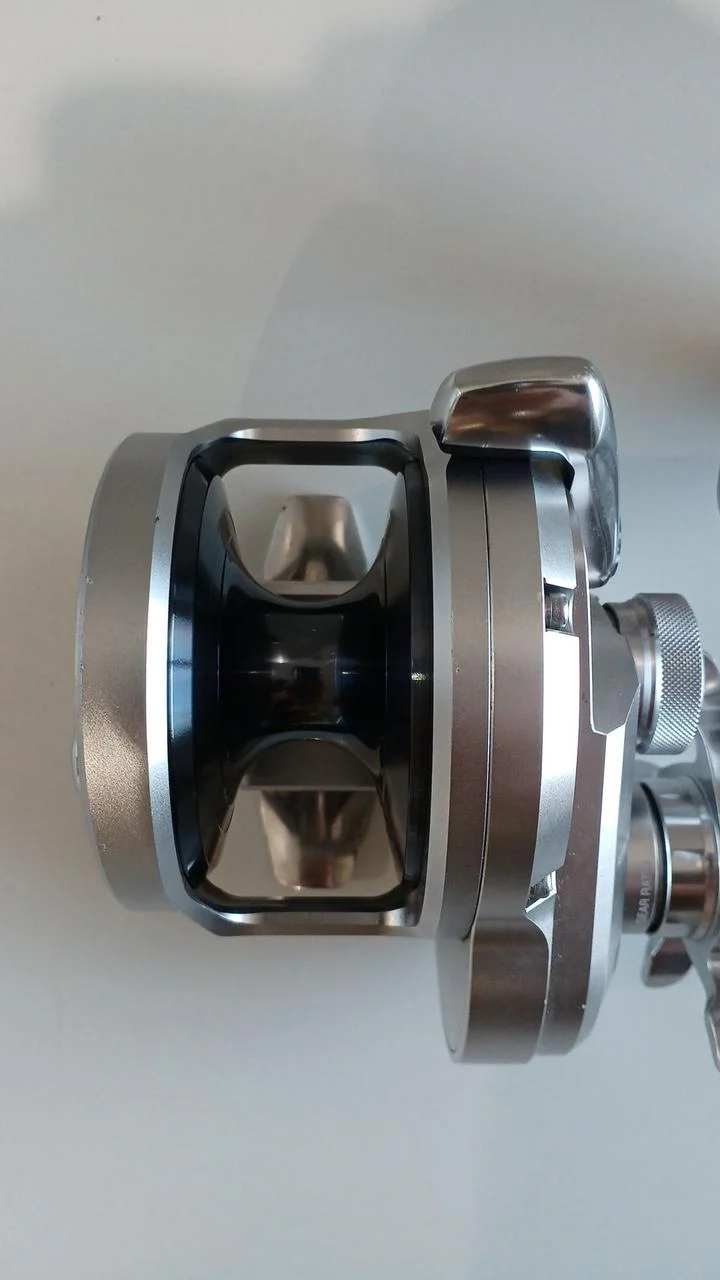 SHIMANO Baitcasting Reel 17OCEAJIGGER 2001NRHG - Image 4