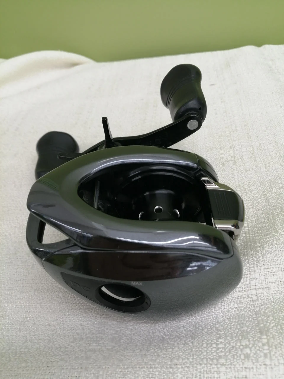 SHIMANO Baitcasting Reel 18 ANTARES DC MDXG - Image 4