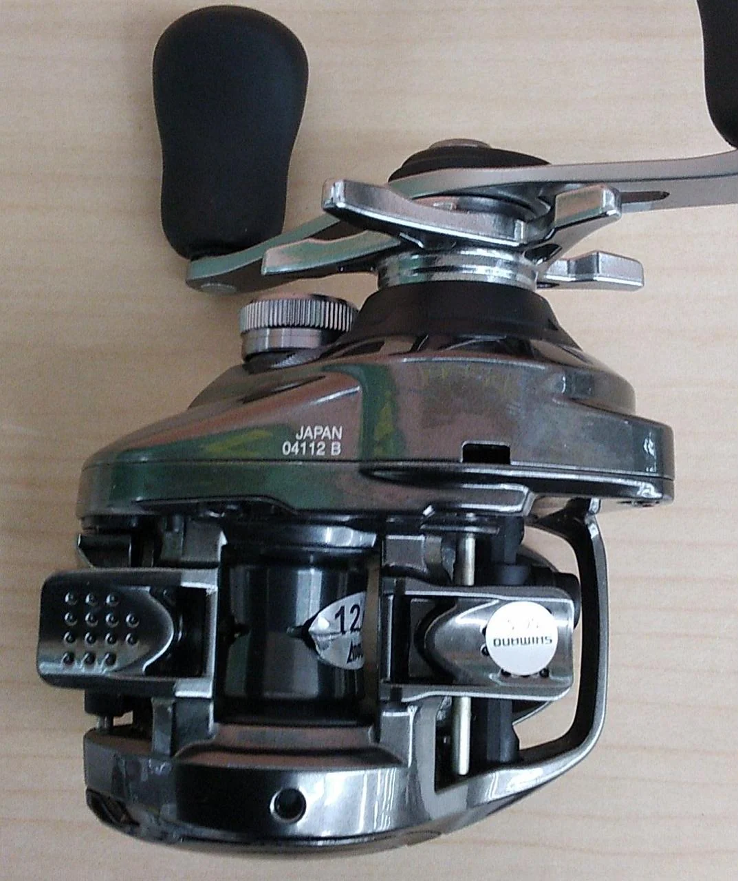 SHIMANO Baitcasting Reel 20 Metanium 04112B - Image 6
