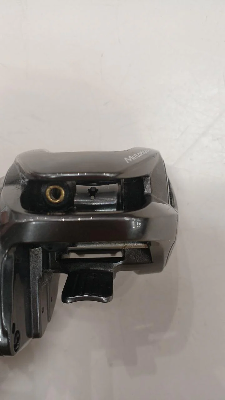 SHIMANO Baitcasting Reel 20 METANIUM - Image 9