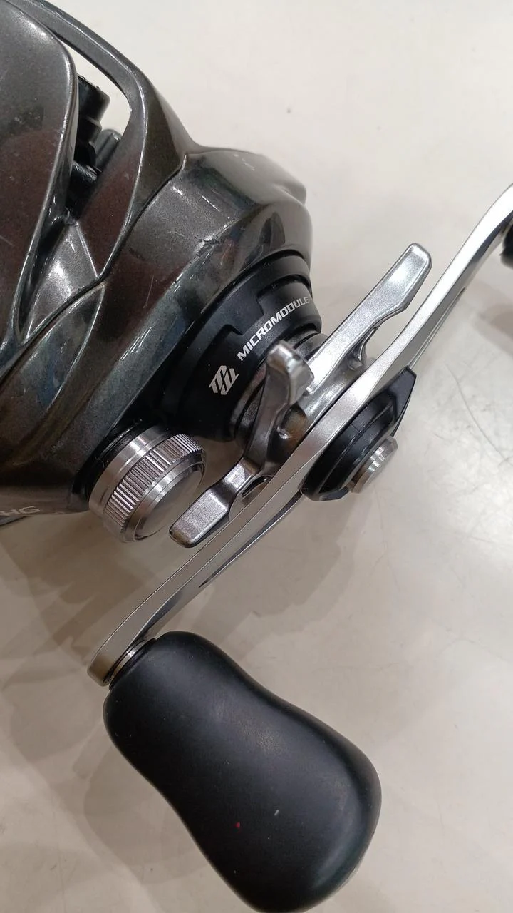 SHIMANO Baitcasting reel 20 Metanium - Image 3
