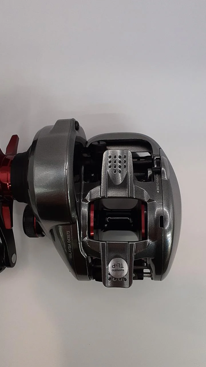 SHIMANO Baitcasting reel 21 SCORPION MD 300XG 043573 - Image 4