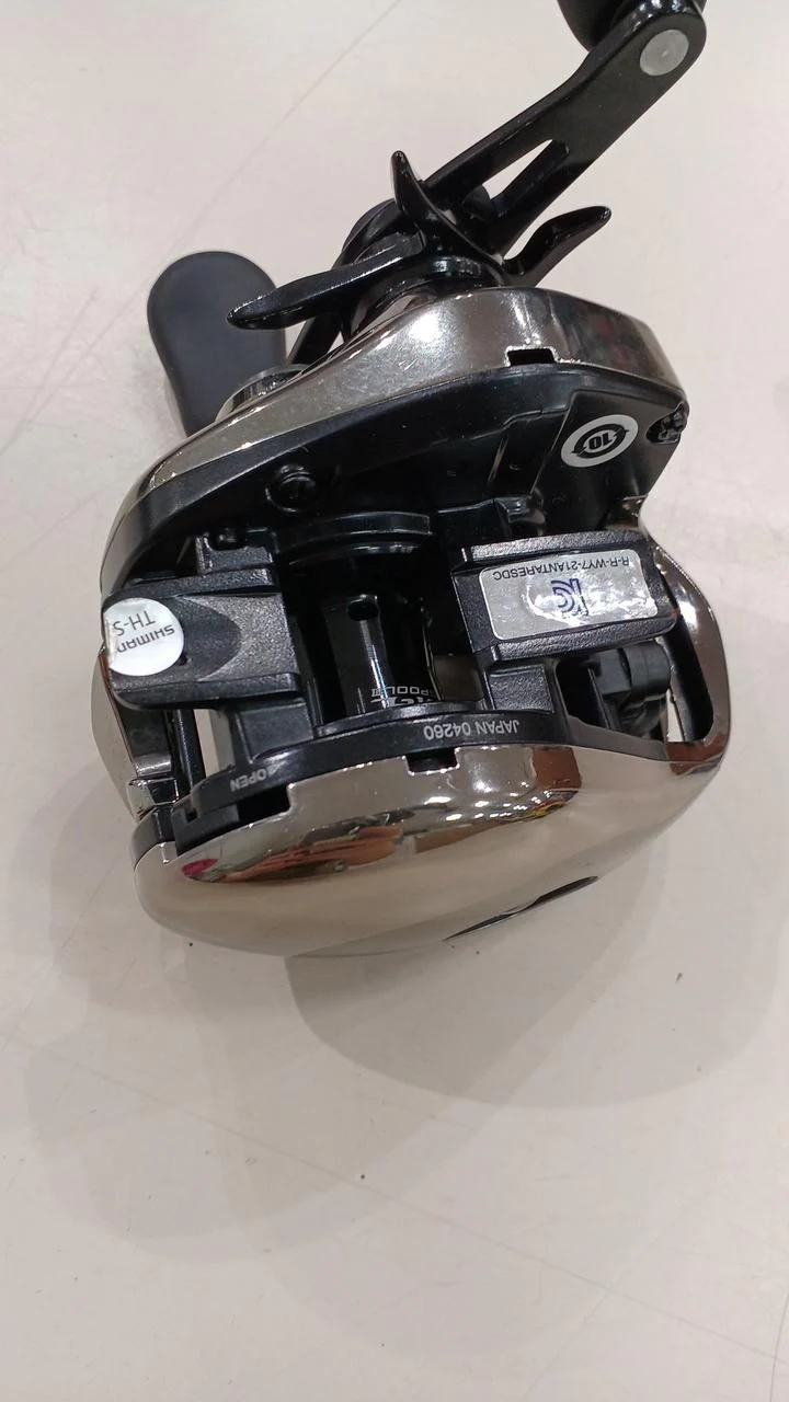 SHIMANO Baitcasting Reel 21ANTARES DC - Image 6