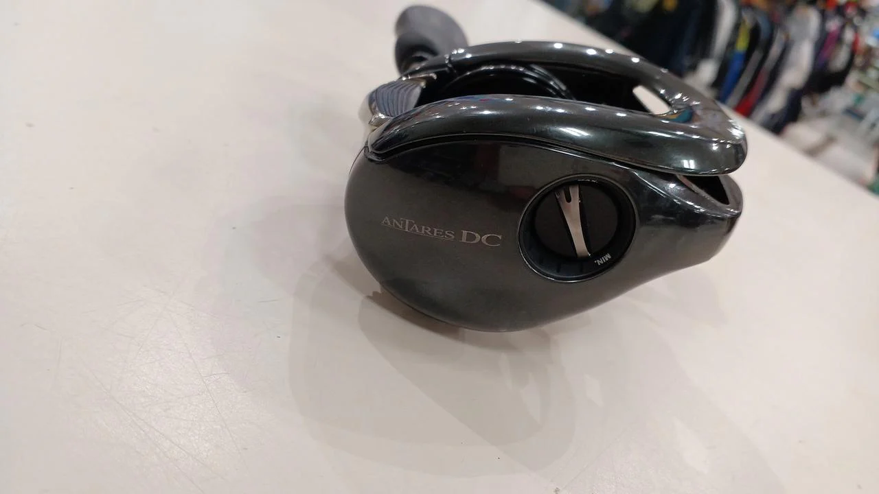 SHIMANO Baitcasting Reel 23ANTARES DC MDHGLEFT - Image 7