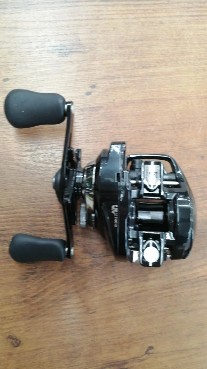 SHIMANO Baitcasting Reel 24 METANIUM DC70XG - Image 4