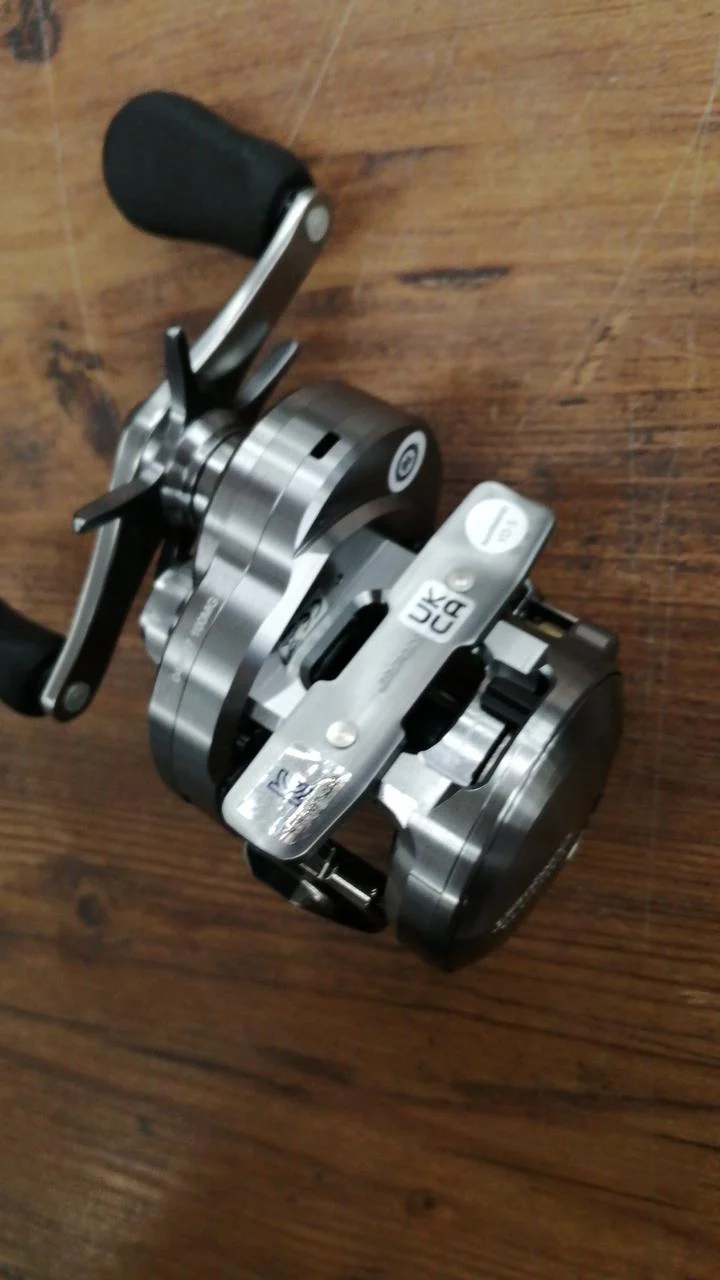 SHIMANO Baitcasting Reel 26 CALCUTTA CONQUEST DC 100MG - Image 8