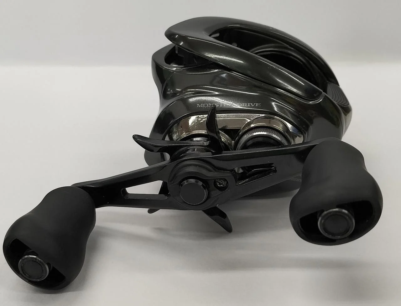 SHIMANO Baitcasting Reel ANTARES DC - Image 9
