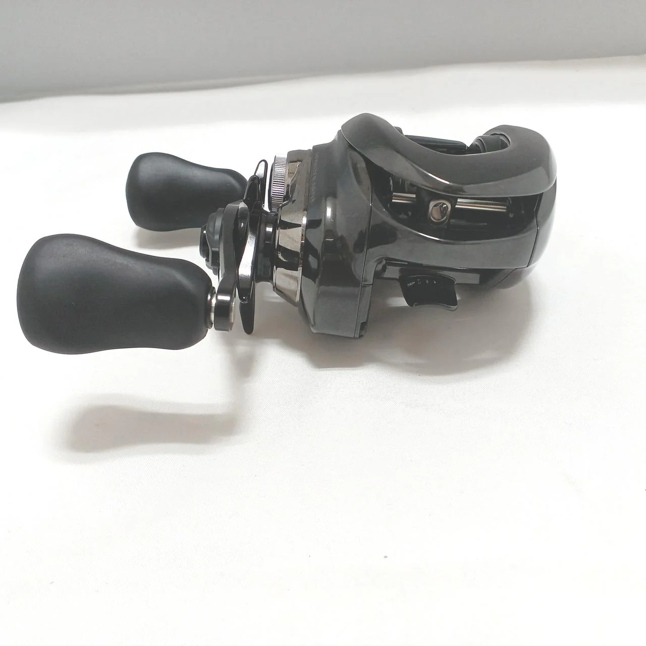 SHIMANO Baitcasting Reel ANTARES DC MDHG RIGHT