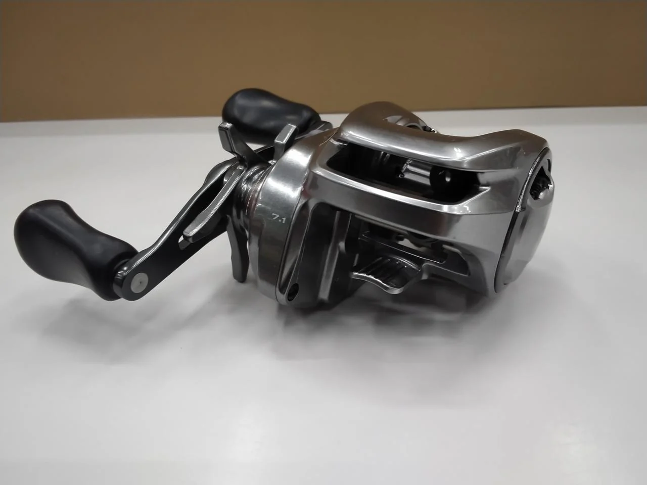 SHIMANO Baitcasting Reel BANTAM 150 HG - Image 3