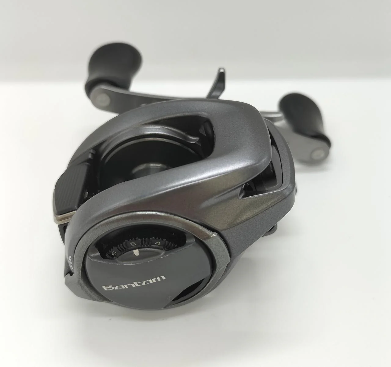 SHIMANO Baitcasting Reel BANTAM HG - Image 4