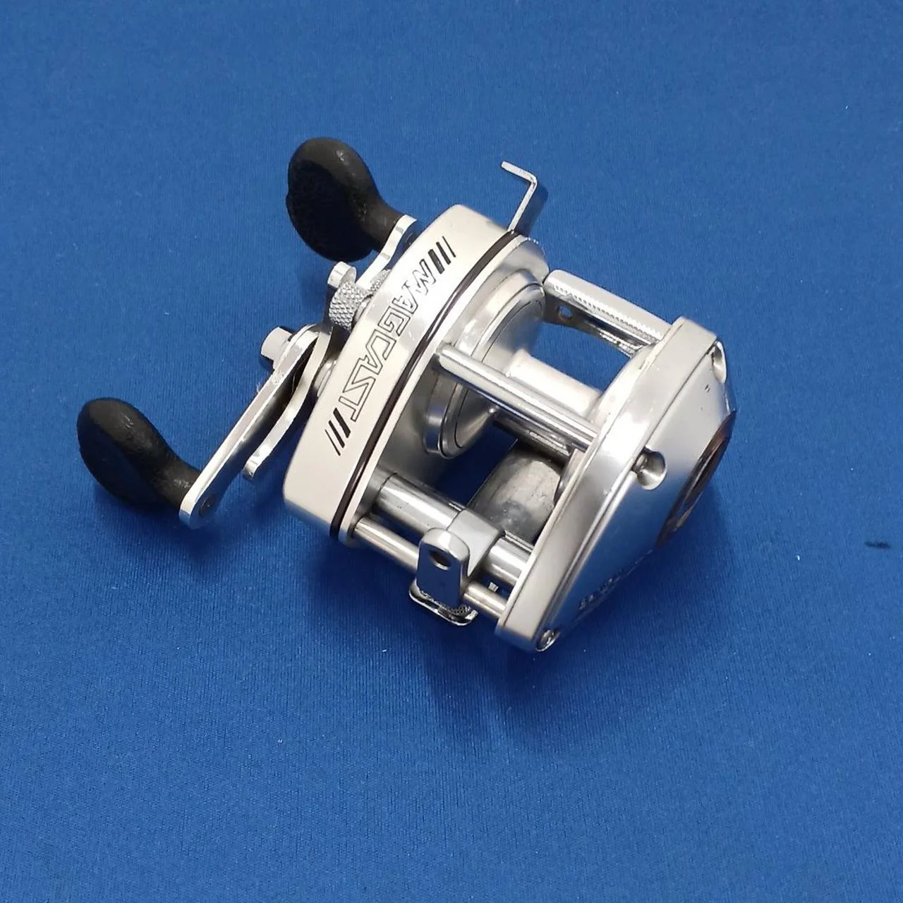 SHIMANO Baitcasting Reel BANTAM10 SG MAGCAST