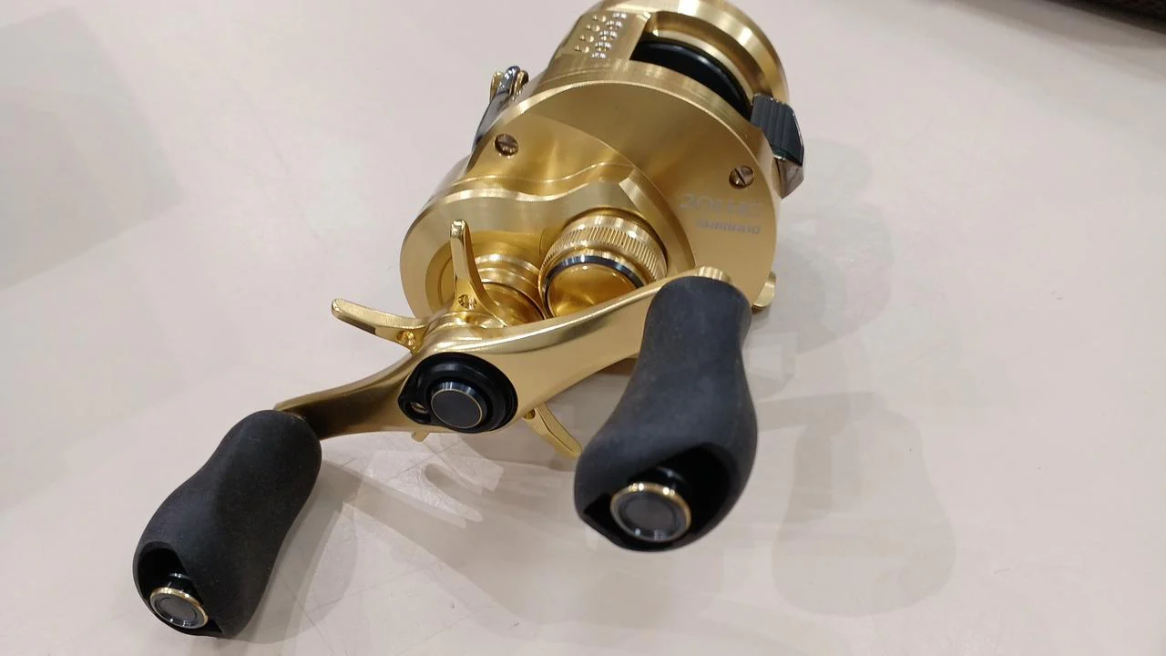 SHIMANO Baitcasting Reel CALCUTTA CONQUEST