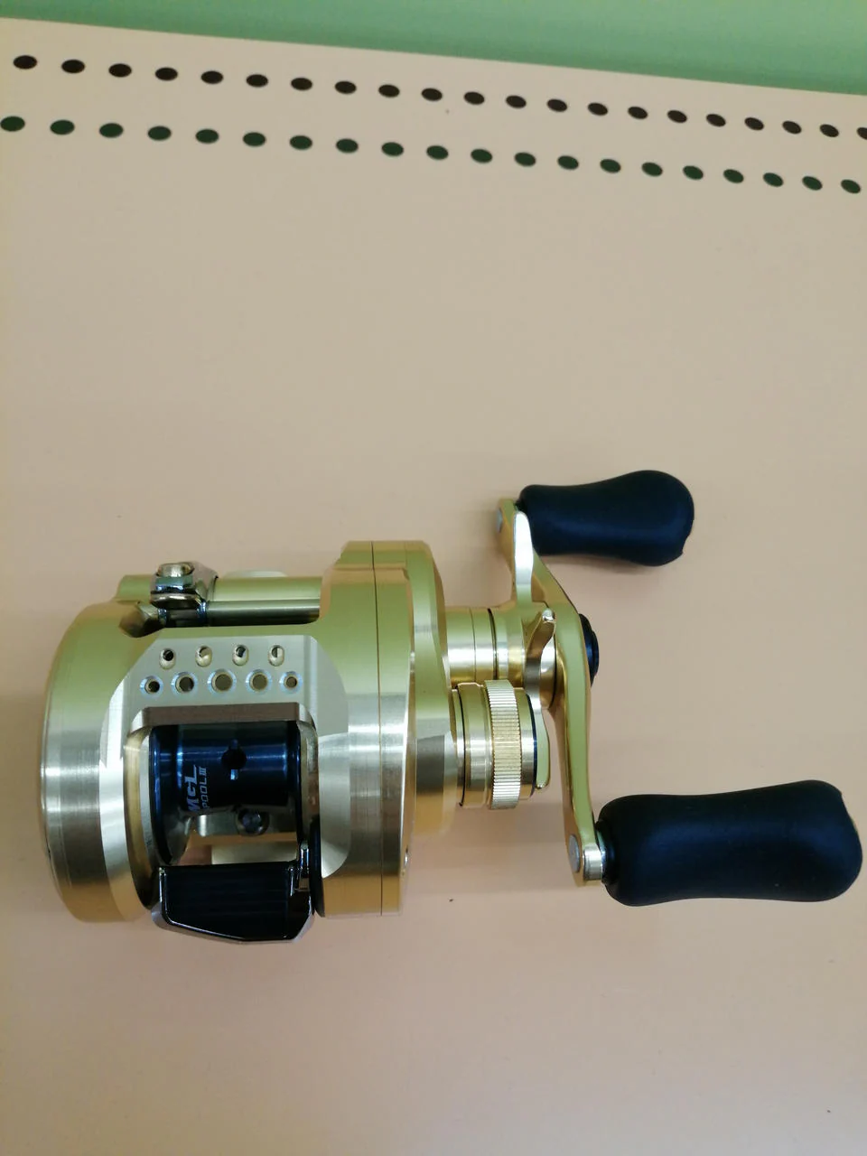 SHIMANO Baitcasting Reel CALCUTTA CONQUEST 100HG - Image 2