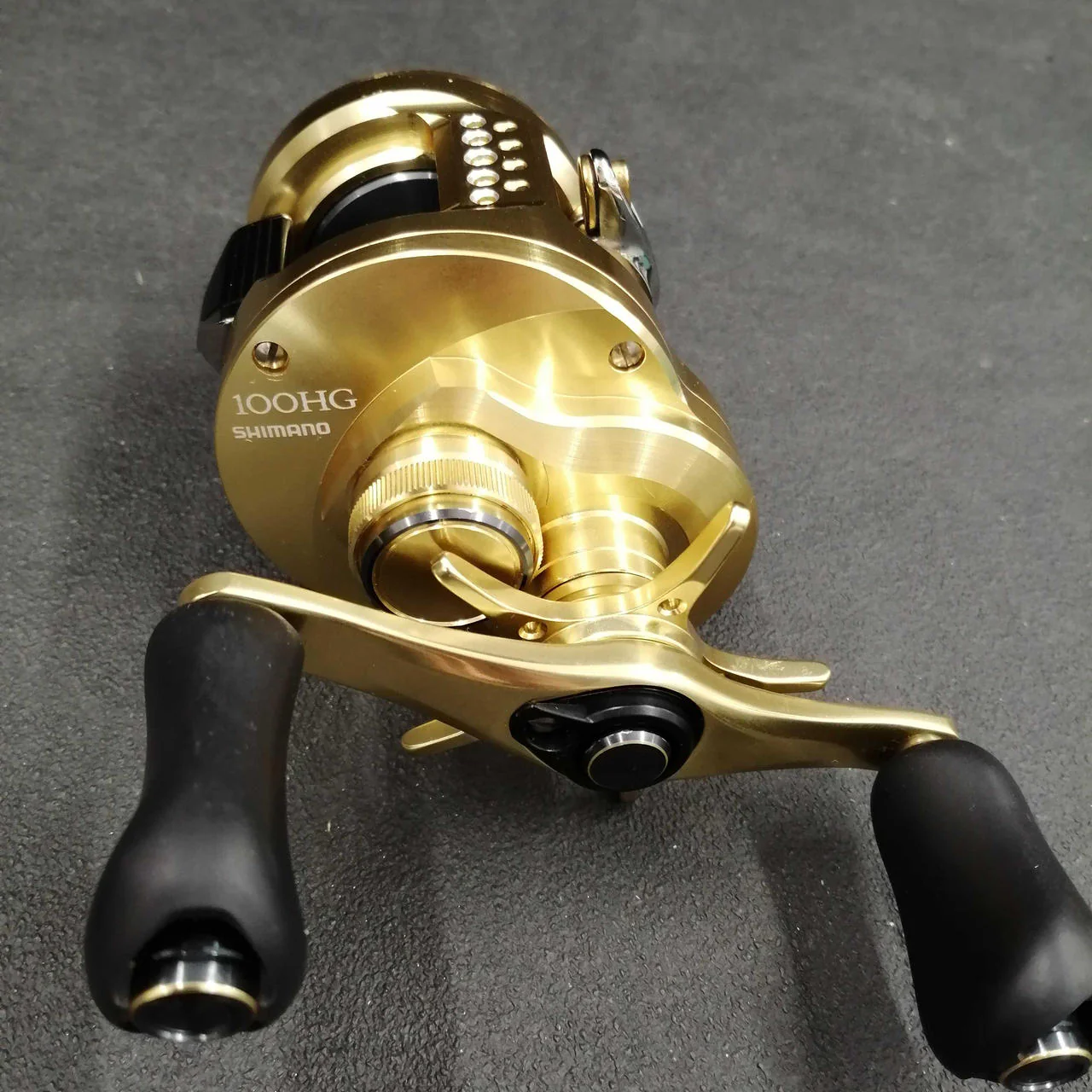 SHIMANO Baitcasting reel CALCUTTA CONQUEST 100HG - Image 2