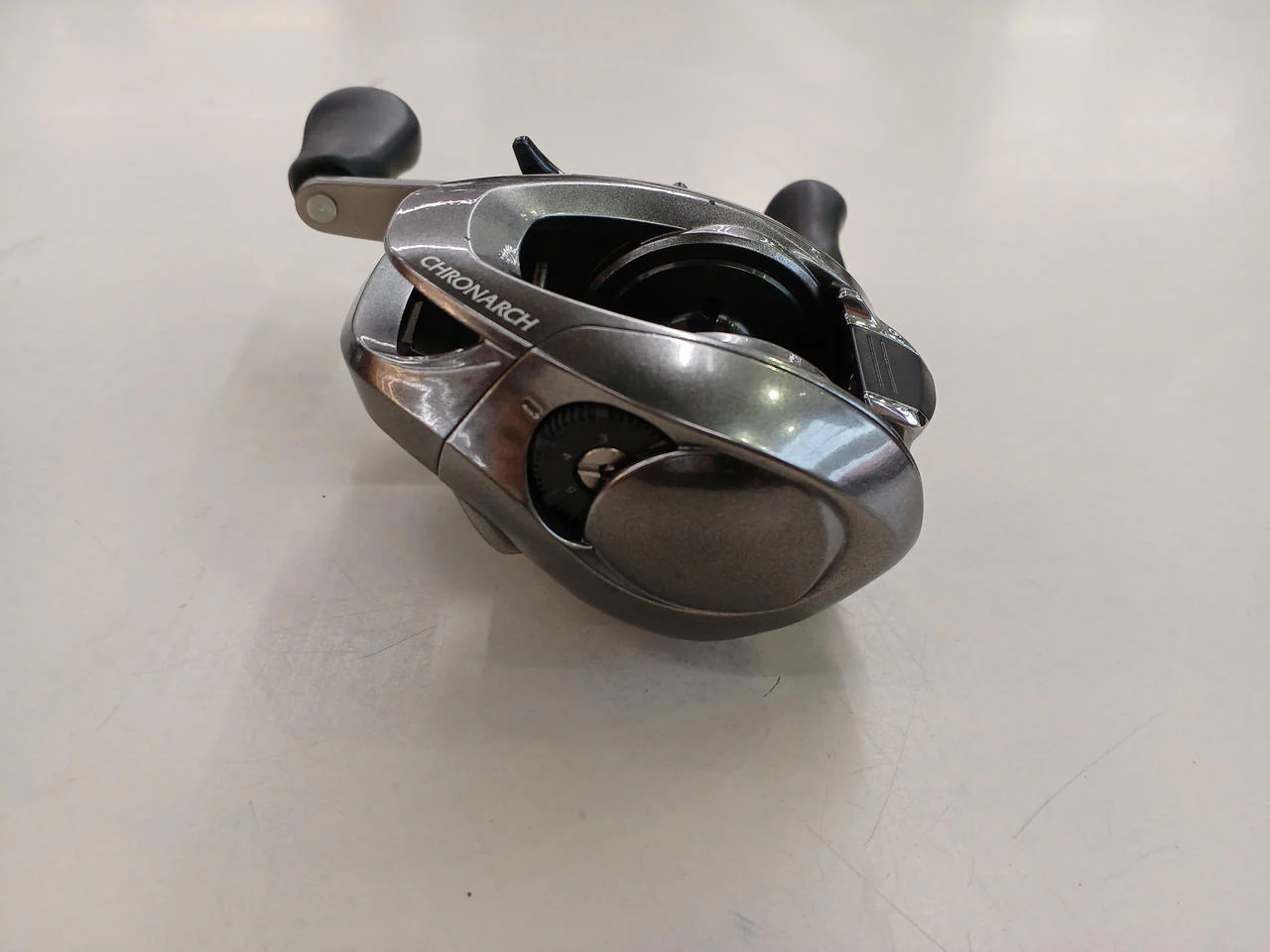 SHIMANO Baitcasting reel CHRONARCH MGL 150HG - Image 4