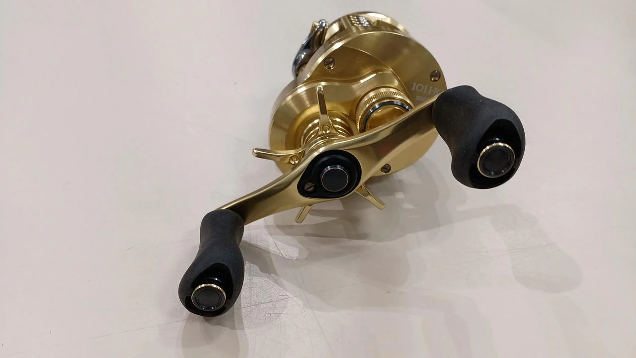 SHIMANO Baitcasting Reel CULCUTTA CONQUEST - Image 5