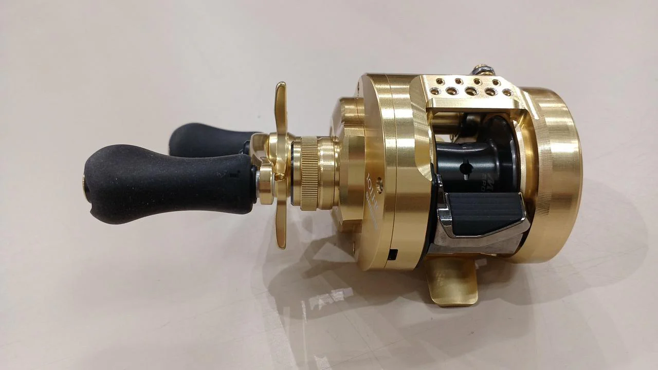 SHIMANO Baitcasting Reel CULCUTTA CONQUEST - Image 6