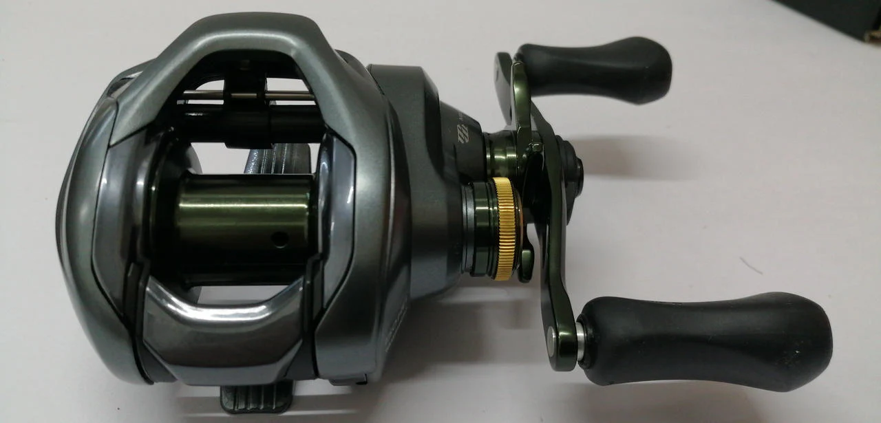 SHIMANO Baitcasting Reel CURADO DC 150HG - Image 4