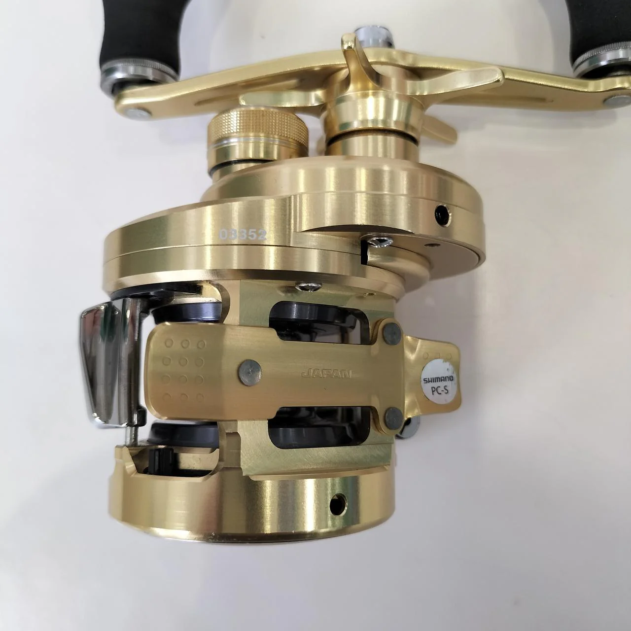 SHIMANO Baitcasting Reel OCEA CONQUEST 200PG - Image 4