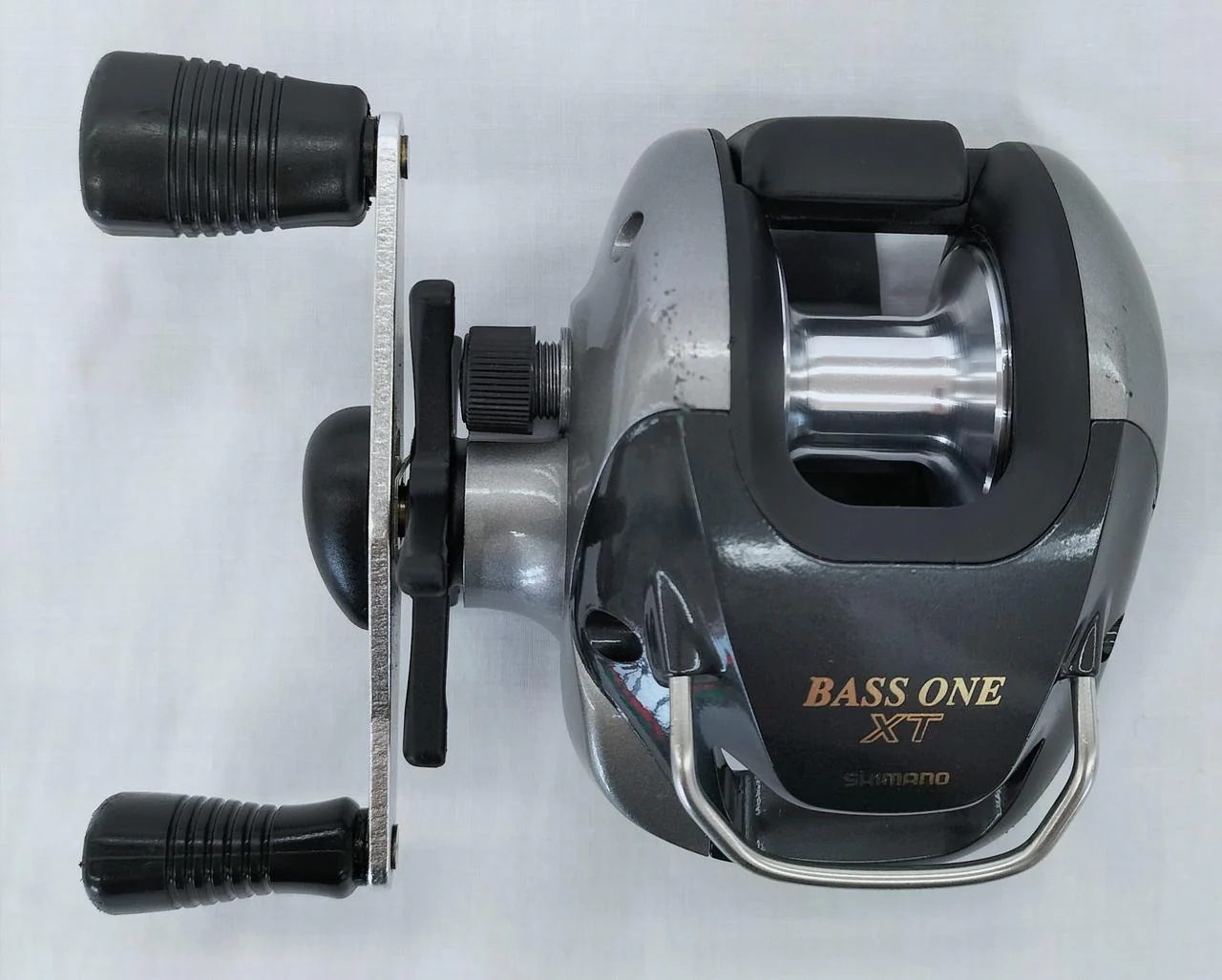 SHIMANO Baitcasting reel RH282