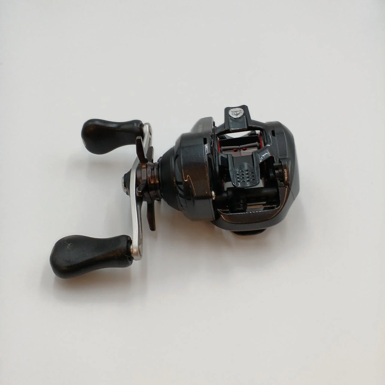 SHIMANO Baitcasting Reel SCORPION 71 - Image 6