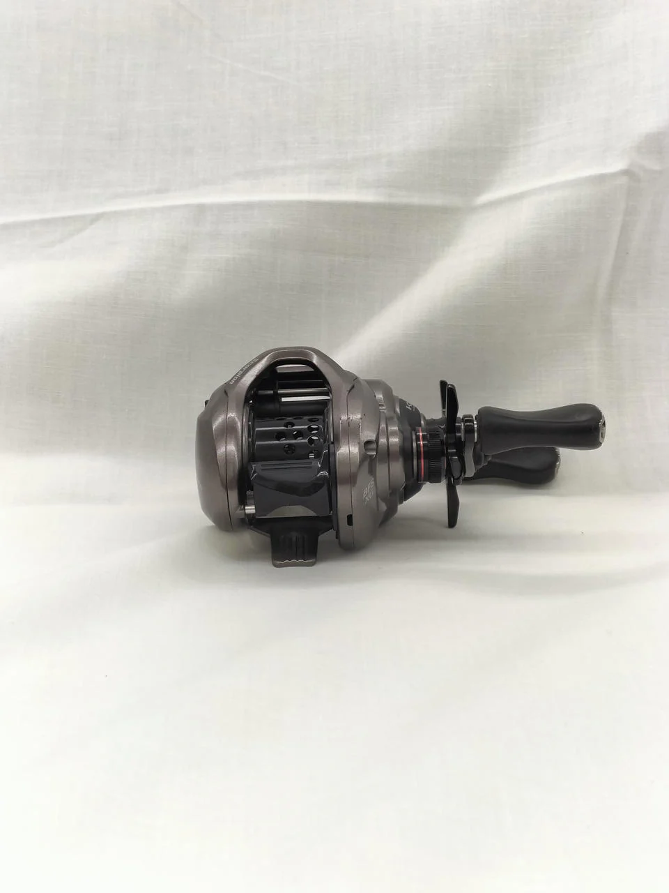 SHIMANO Baitcasting reel SCORPION BFS/XG - Image 2