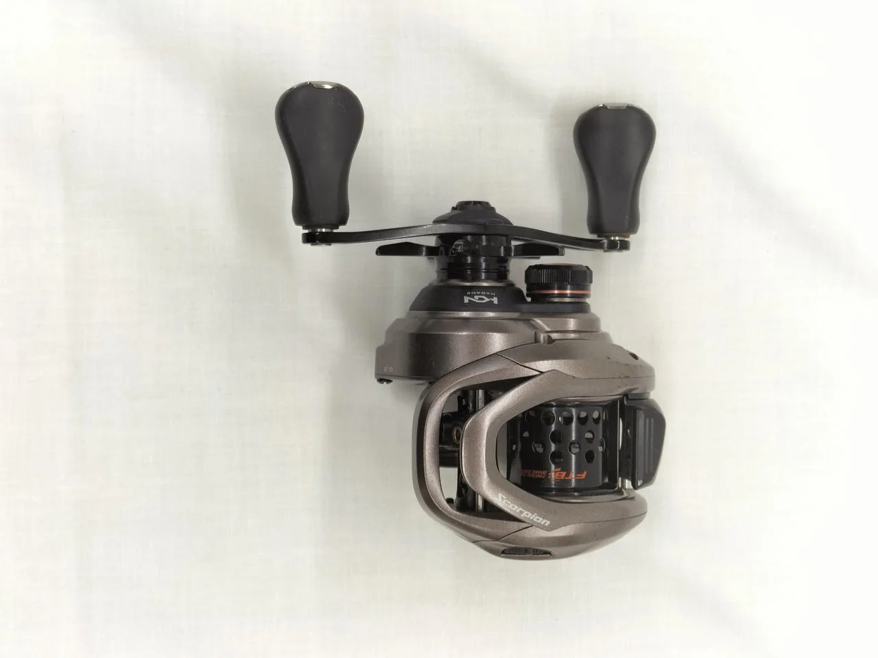 SHIMANO Baitcasting reel SCORPION BFS/XG - Image 5